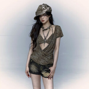 European And American Retro Hot Girl Hooded Punk Short Sleeve T-shirt